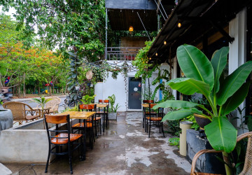 Restaurant and Bar Business For Sale - Riverside, Slor Kram, Siem Reap thumbnail