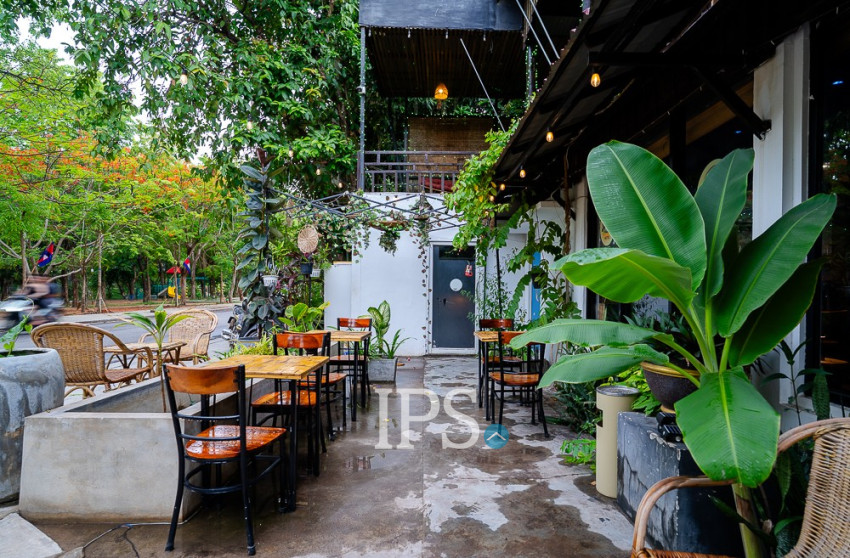 Restaurant and Bar Business For Sale - Riverside, Slor Kram, Siem Reap