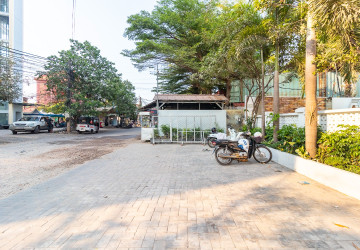 1 Bedroom Apartment For Rent - Svay Dangkum, Siem Reap thumbnail