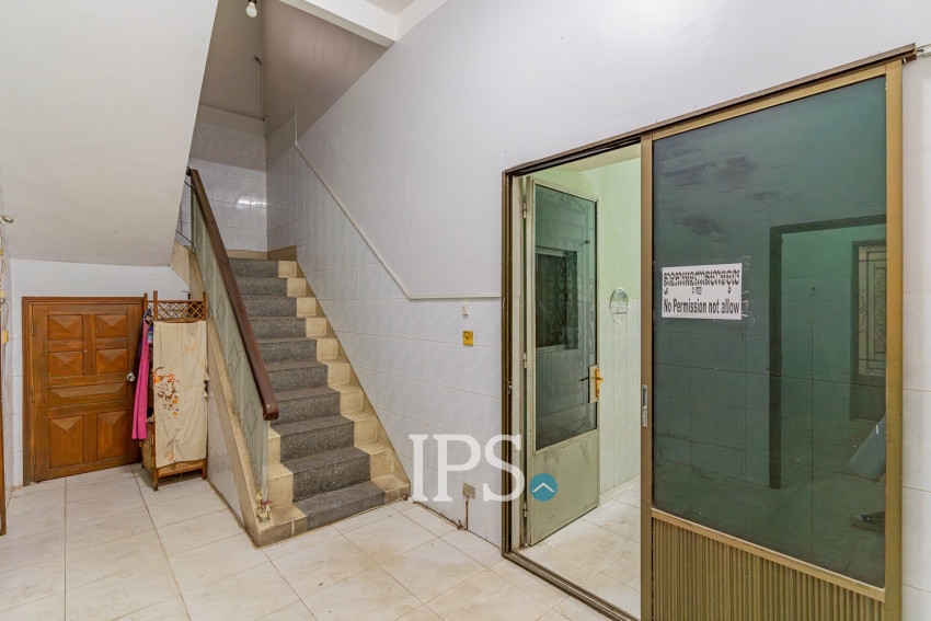 248 Sqm Commercial Villa For Sale - BKK1, Phnom Penh