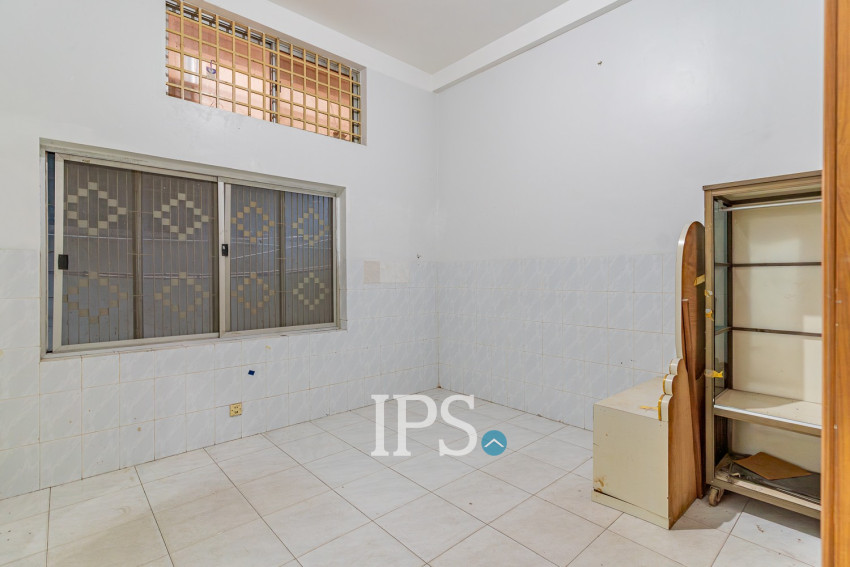 248 Sqm Commercial Villa For Sale - BKK1, Phnom Penh