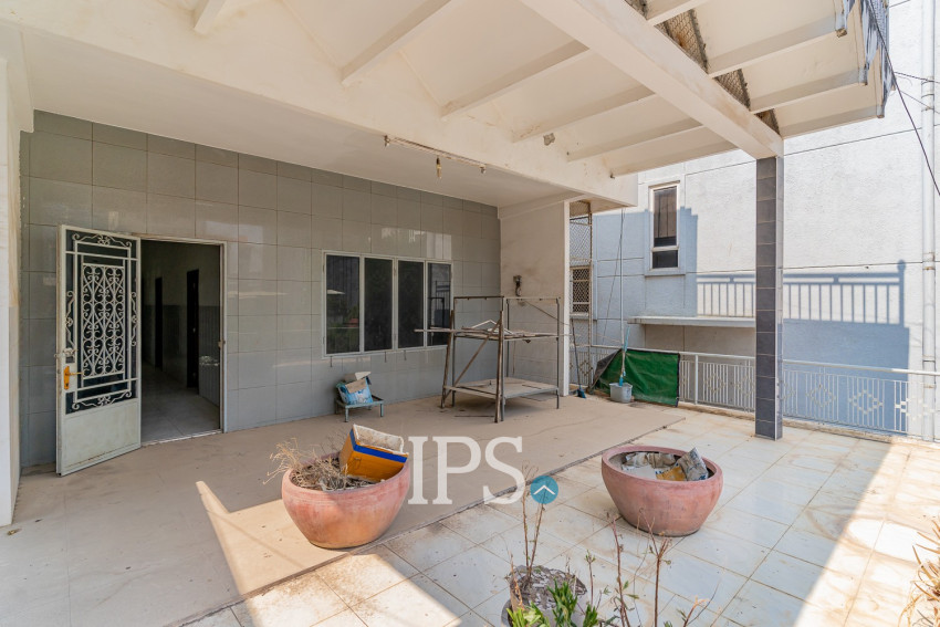 248 Sqm Commercial Villa For Sale - BKK1, Phnom Penh