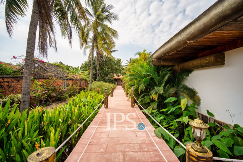 2 Bedroom Compound Villa with Private Pool For Rent - Sala Kamreuk, Siem Reap