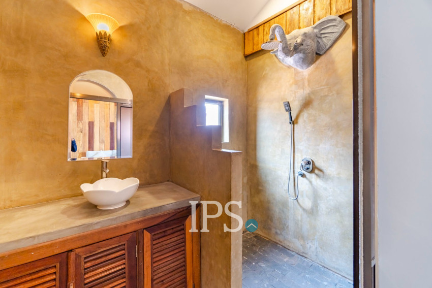 2 Bedroom Compound Villa with Private Pool For Rent - Sala Kamreuk, Siem Reap