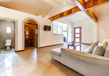 2 Bedroom Compound Villa with Private Pool For Rent - Sala Kamreuk, Siem Reap thumbnail