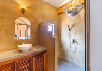 2 Bedroom Compound Villa with Private Pool For Rent - Sala Kamreuk, Siem Reap thumbnail