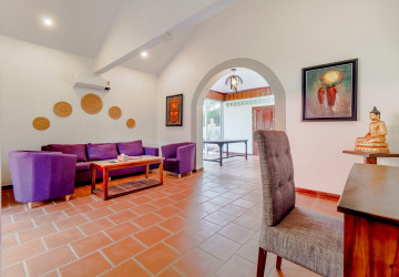 3 Bedroom Compound Villa with Private Pool For Rent - Sala Kamreuk, Siem Reap thumbnail