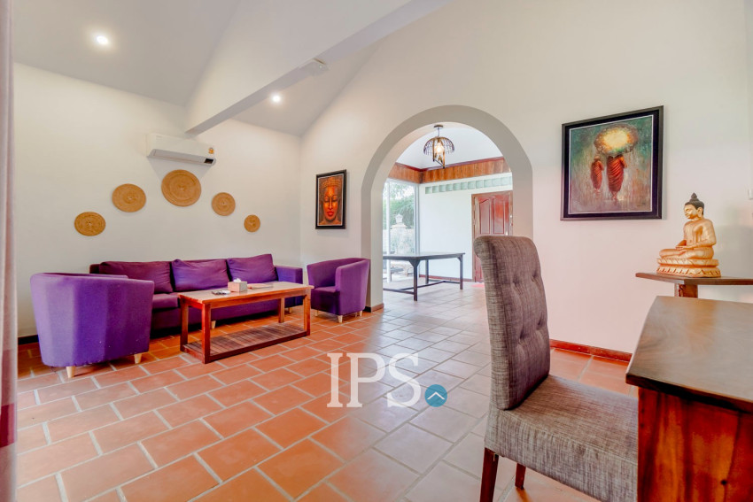 3 Bedroom Compound Villa with Private Pool For Rent - Sala Kamreuk, Siem Reap