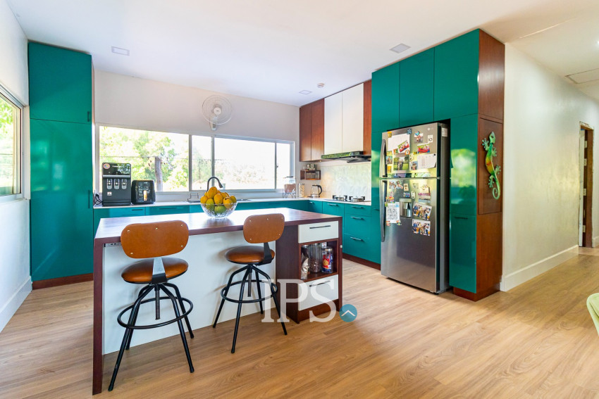 Maison 3 Chambres à Vendre - Svay Dangkum, Siem Reap