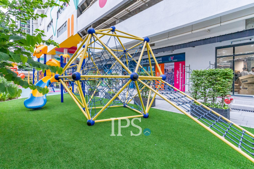 3 Bedroom Condo For Rent - Urban Village Phase II, Chak Angrae Leu, Phnom Penhn