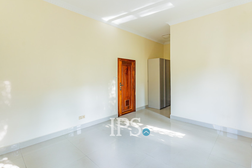 4 Bedroom Villa For Sale - Bassac Garden City, Tonle Bassac, Phnom Penh