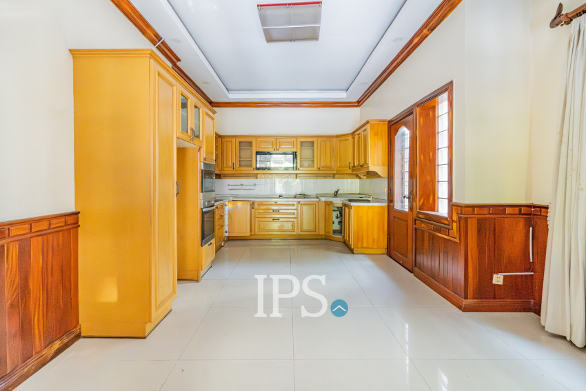 4 Bedroom Villa For Sale - Bassac Garden City, Tonle Bassac, Phnom Penh