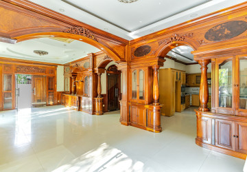 4 Bedroom Villa For Sale - Bassac Garden City, Tonle Bassac, Phnom Penh thumbnail