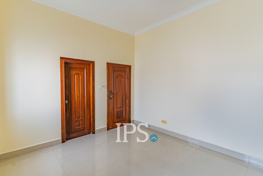 4 Bedroom Villa For Sale - Bassac Garden City, Tonle Bassac, Phnom Penh