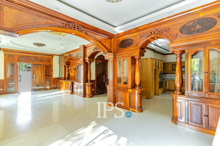 4 Bedroom Villa For Sale - Bassac Garden City, Tonle Bassac, Phnom Penh