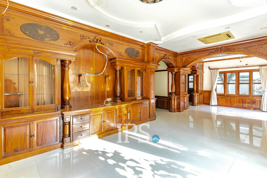 4 Bedroom Villa For Sale - Bassac Garden City, Tonle Bassac, Phnom Penh