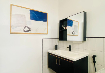 30 Sqm Serviced Office Space For Rent - BKK2, Phnom Penh thumbnail