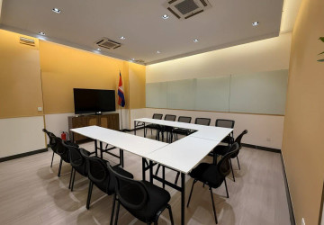 30 Sqm Serviced Office Space For Rent - BKK2, Phnom Penh thumbnail