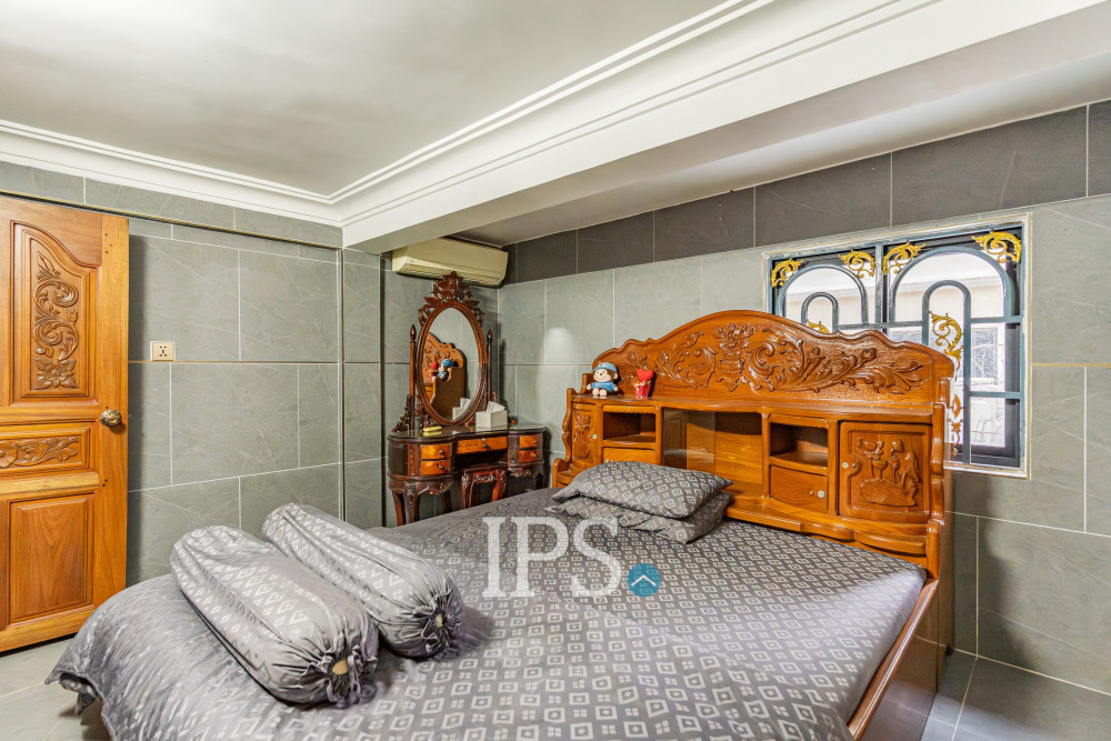 3 Bedroom Townhouse For Rent - Toul Tum Poung 1, Phnom Penh - Image 12