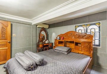 4 Bedroom Townhouse For Rent - Toul Tum Poung 1, Phnom Penh thumbnail