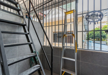 4 Bedroom Townhouse For Rent - Toul Tum Poung 1, Phnom Penh thumbnail