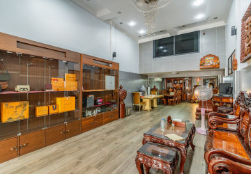 4 Bedroom Townhouse For Rent - Toul Tum Poung 1, Phnom Penh thumbnail