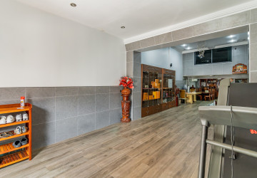 4 Bedroom Townhouse For Rent - Toul Tum Poung 1, Phnom Penh thumbnail