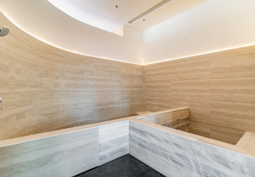 1 Bedroom Condo For Rent - Le Conde, BKK1, Phnom Penh thumbnail