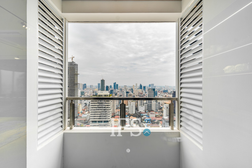 1 Bedroom Condo For Rent - Le Conde, BKK1, Phnom Penh
