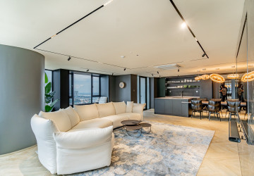 1 Bedroom Condo For Rent - Le Conde, BKK1, Phnom Penh thumbnail
