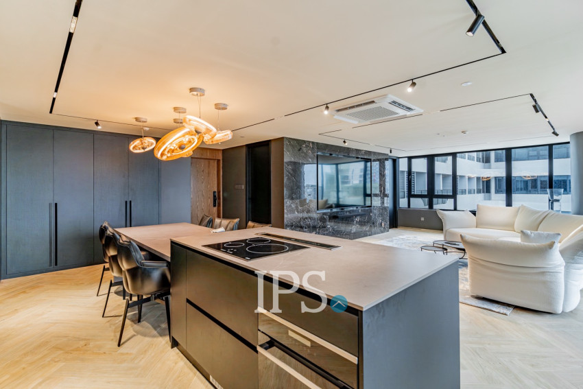 1 Bedroom Condo For Rent - Le Conde, BKK1, Phnom Penh