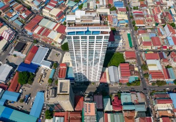 13th Floor 2 Bedroom Condo For Sale - Golden 1, BKK3, Phnom Penh thumbnail