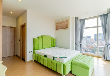 13th Floor 2 Bedroom Condo For Sale - Golden 1, BKK3, Phnom Penh thumbnail