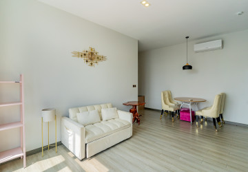 13th Floor 2 Bedroom Condo For Sale - Golden 1, BKK3, Phnom Penh thumbnail