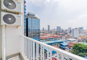 13th Floor 2 Bedroom Condo For Sale - Golden 1, BKK3, Phnom Penh thumbnail