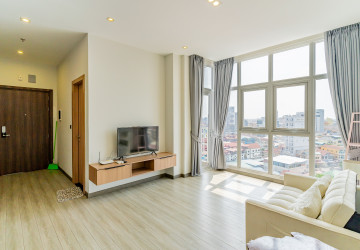 13th Floor 2 Bedroom Condo For Sale - Golden 1, BKK3, Phnom Penh thumbnail