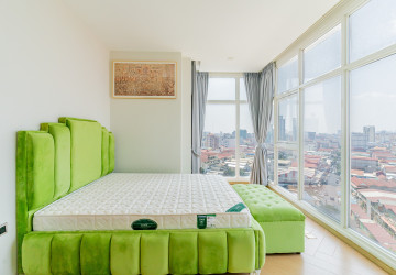 13th Floor 2 Bedroom Condo For Sale - Golden 1, BKK3, Phnom Penh thumbnail