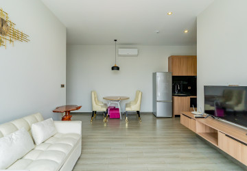 13th Floor 2 Bedroom Condo For Sale - Golden 1, BKK3, Phnom Penh thumbnail