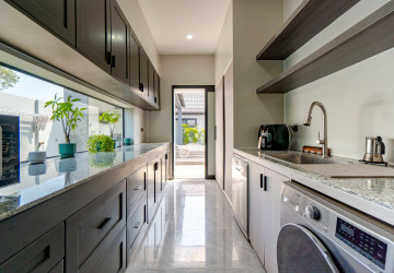 8 Bedroom Multi-Villa Estate For Sale - Chreav, Siem Reap thumbnail