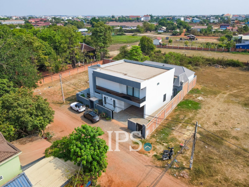 8 Bedroom Multi-Villa Estate For Sale - Chreav, Siem Reap