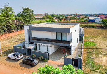 8 Bedroom Multi-Villa Estate For Sale - Chreav, Siem Reap thumbnail