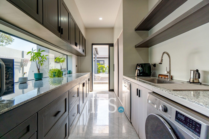 8 Bedroom Multi-Villa Estate For Sale - Chreav, Siem Reap