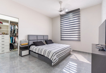 8 Bedroom Multi-Villa Estate For Sale - Chreav, Siem Reap thumbnail