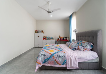 8 Bedroom Multi-Villa Estate For Sale - Chreav, Siem Reap thumbnail