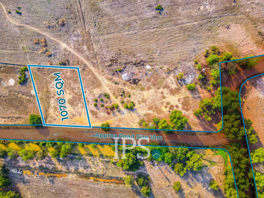 1,070 Sqm Land For Sale - Svay Dangkum, Siem Reap