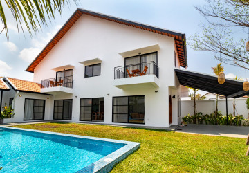 3 Bedroom Villa For Rent - Svay Dangkum, Siem Reap thumbnail