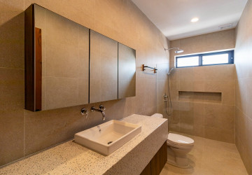 3 Bedroom Villa For Rent - Svay Dangkum, Siem Reap thumbnail