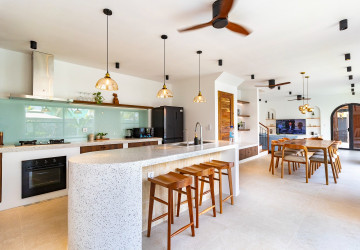 3 Bedroom Villa For Rent - Svay Dangkum, Siem Reap thumbnail