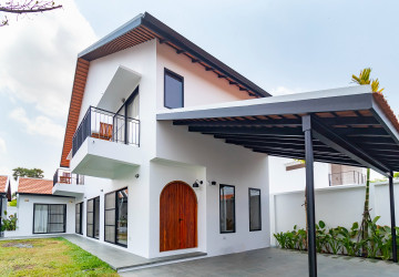 3 Bedroom Villa For Rent - Svay Dangkum, Siem Reap thumbnail