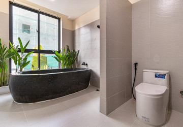 Brand New 3 Bedroom Villa For Sale - Sala Kamreuk, Siem Reap thumbnail